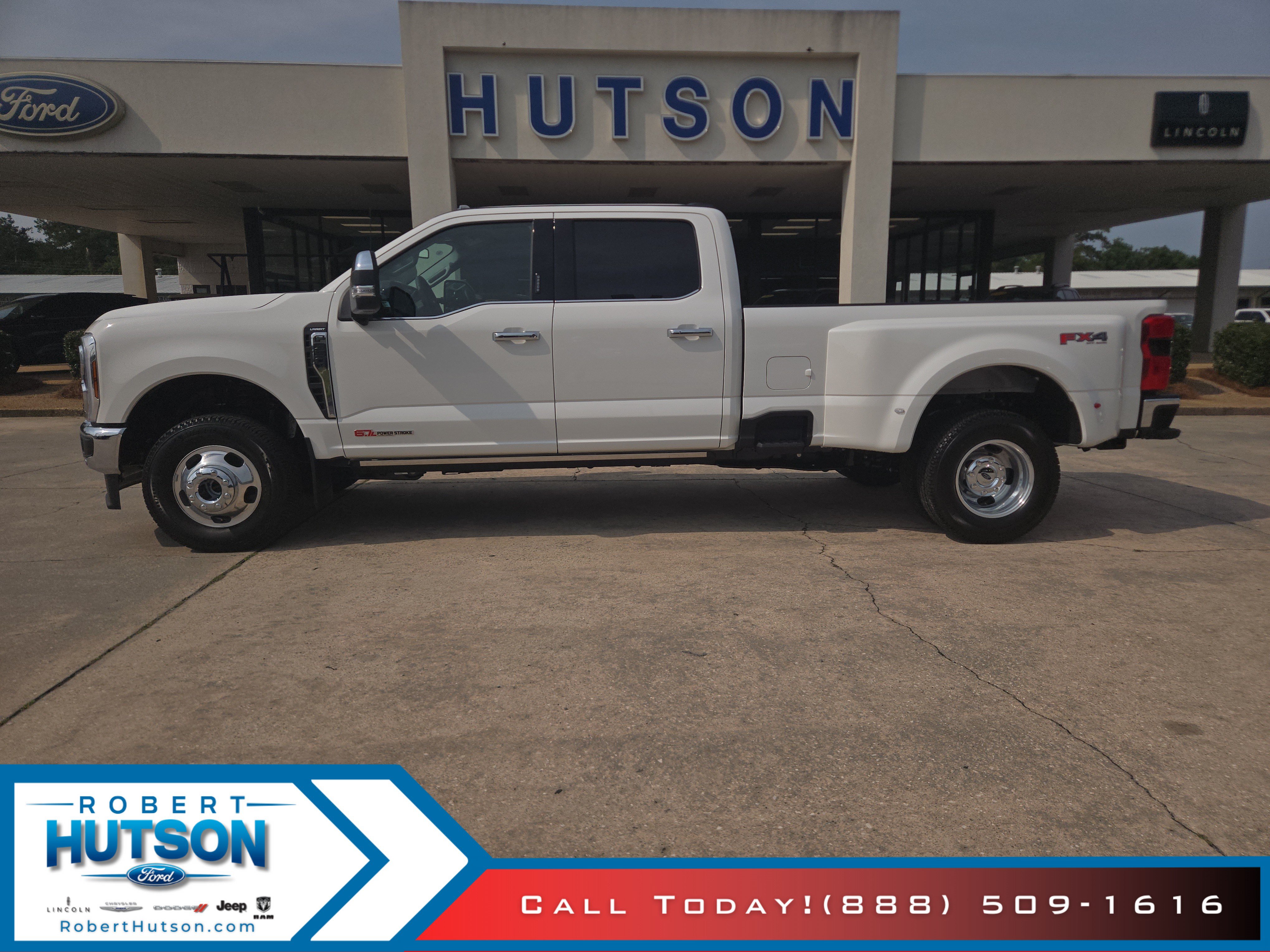 New 2026 Ford F350 Lariat w/ Lariat Ultimate Package