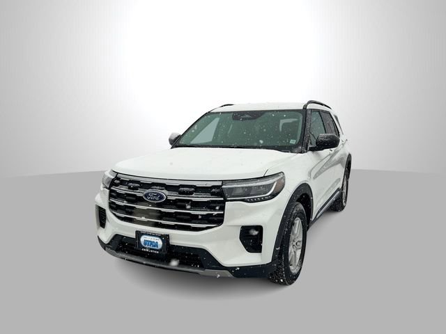 Used 2025 Ford Explorer Active image 1