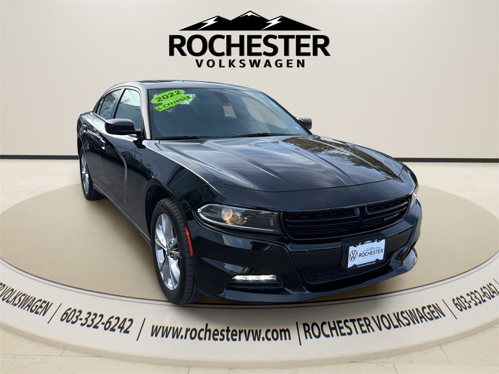 Used 2022 Dodge Charger SXT w/ Cold Weather Package image 10