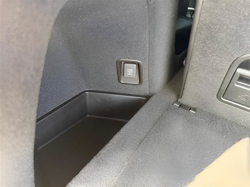 Used 2020 Acura MDX w/ Technology Package FWD image 40