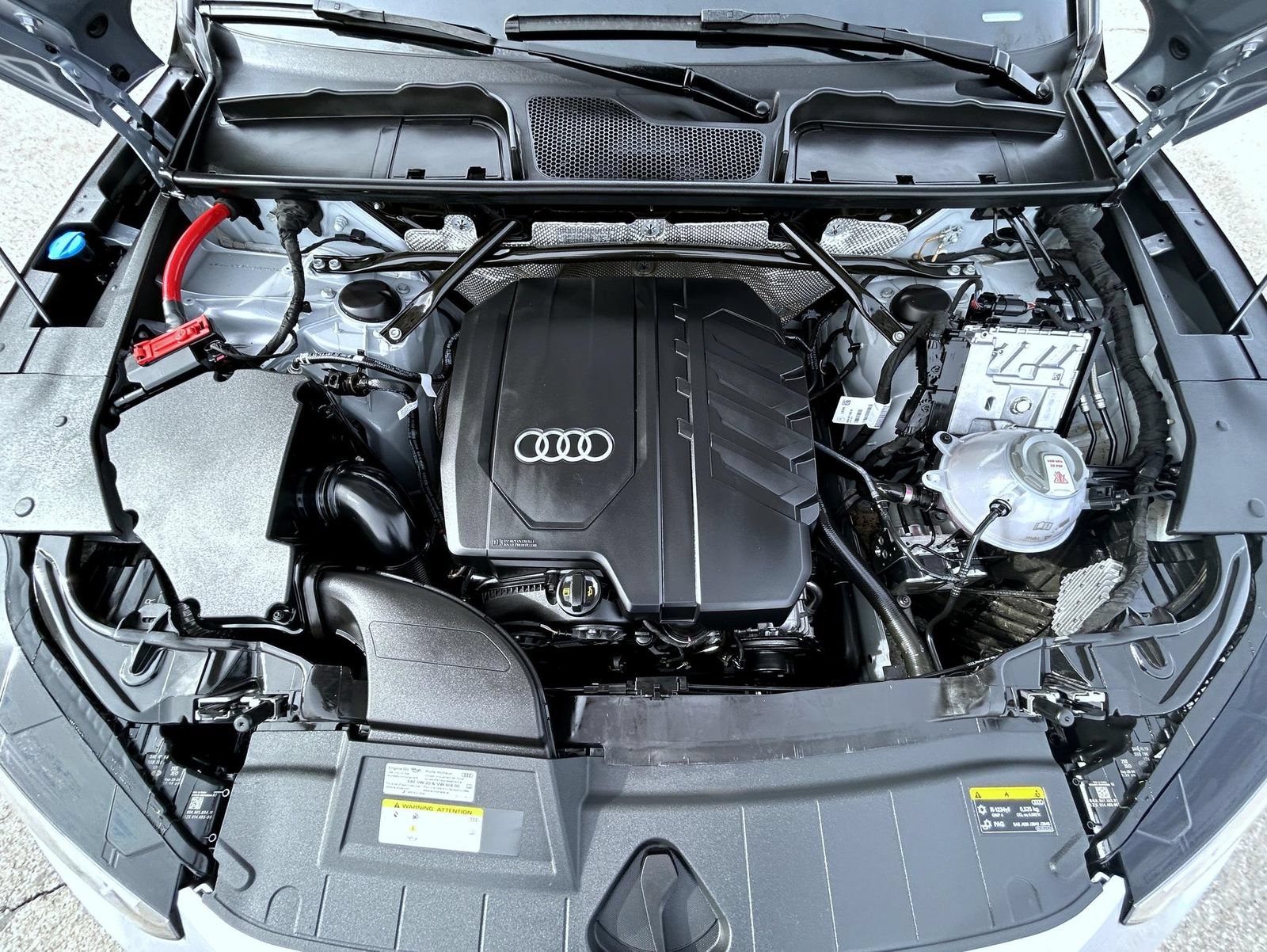 Used 2025 Audi Q5 2.0T Premium AWD/4WD image 24