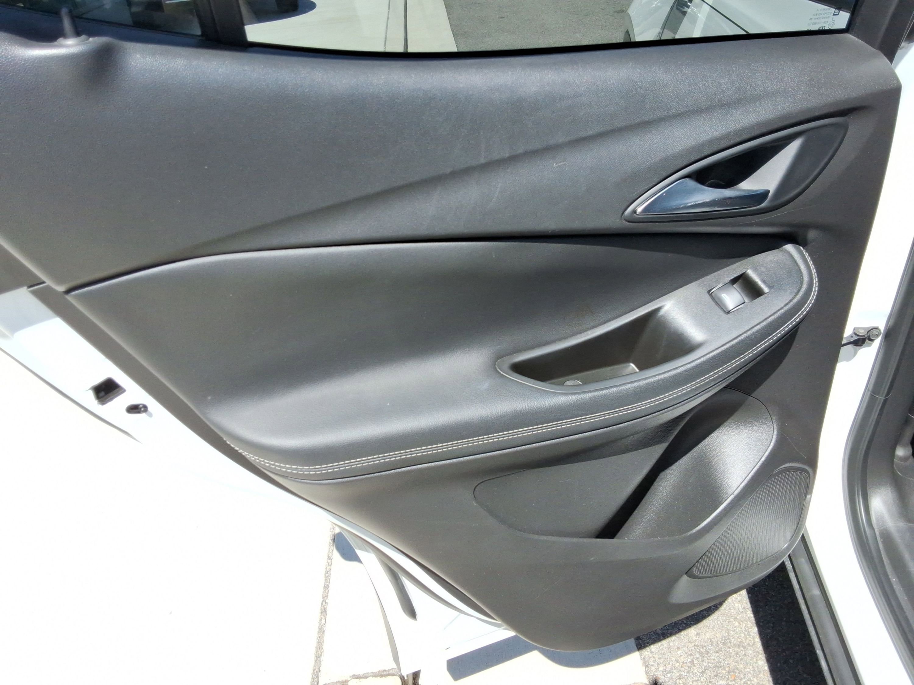 Used 2021 Buick Encore GX Preferred FWD image 23