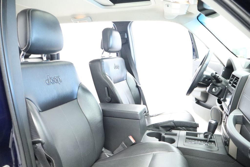 Used 2012 Jeep Liberty Sport AWD/4WD image 24