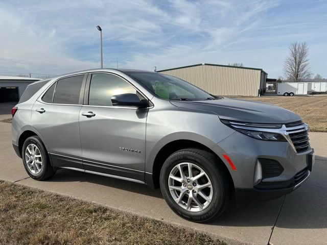 Used 2023 Chevrolet Equinox LT AWD/4WD image 3