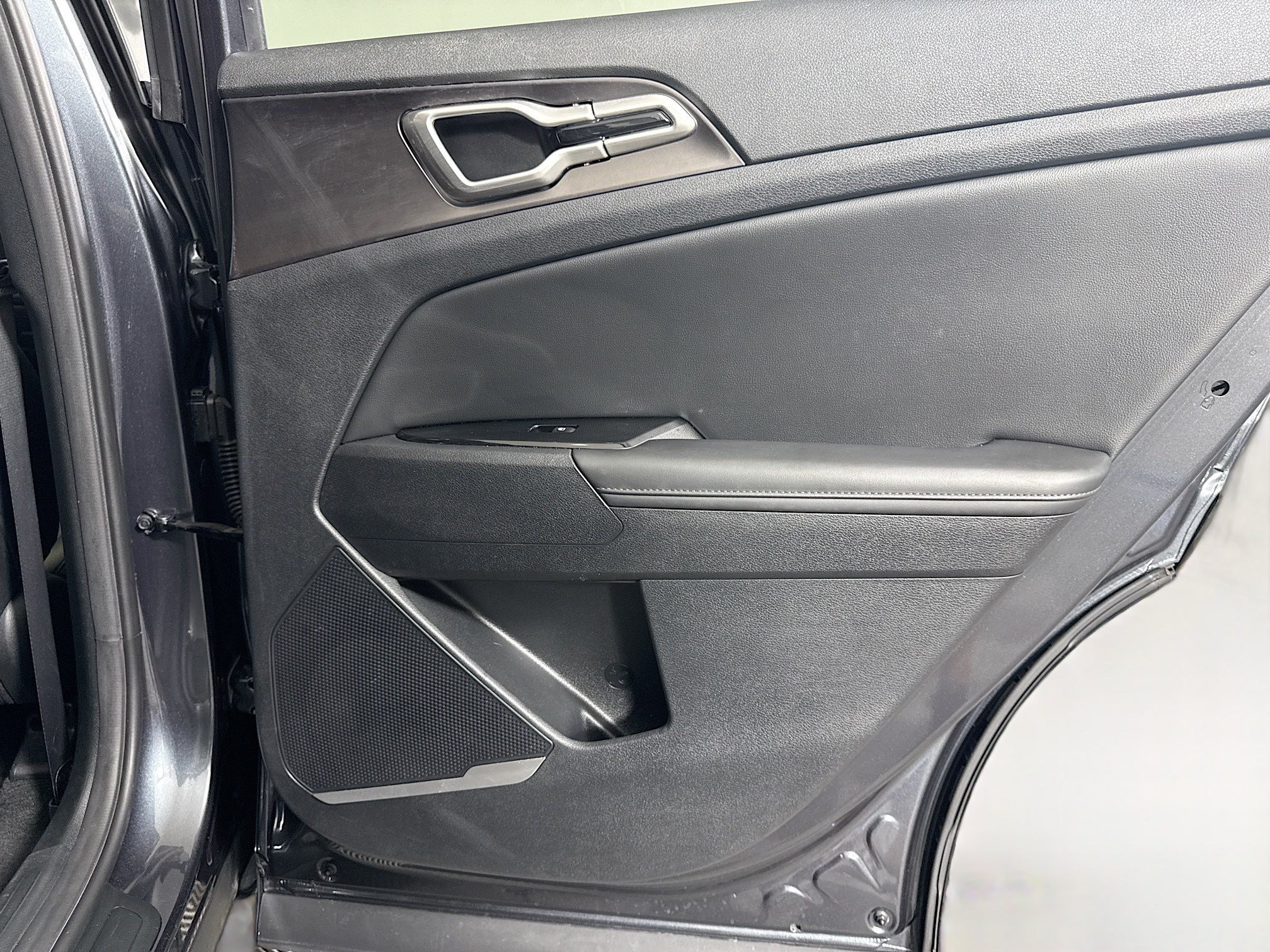 Used 2023 Kia Sportage EX FWD image 28