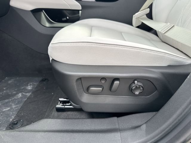 New 2026 Buick Envision Avenir image 12