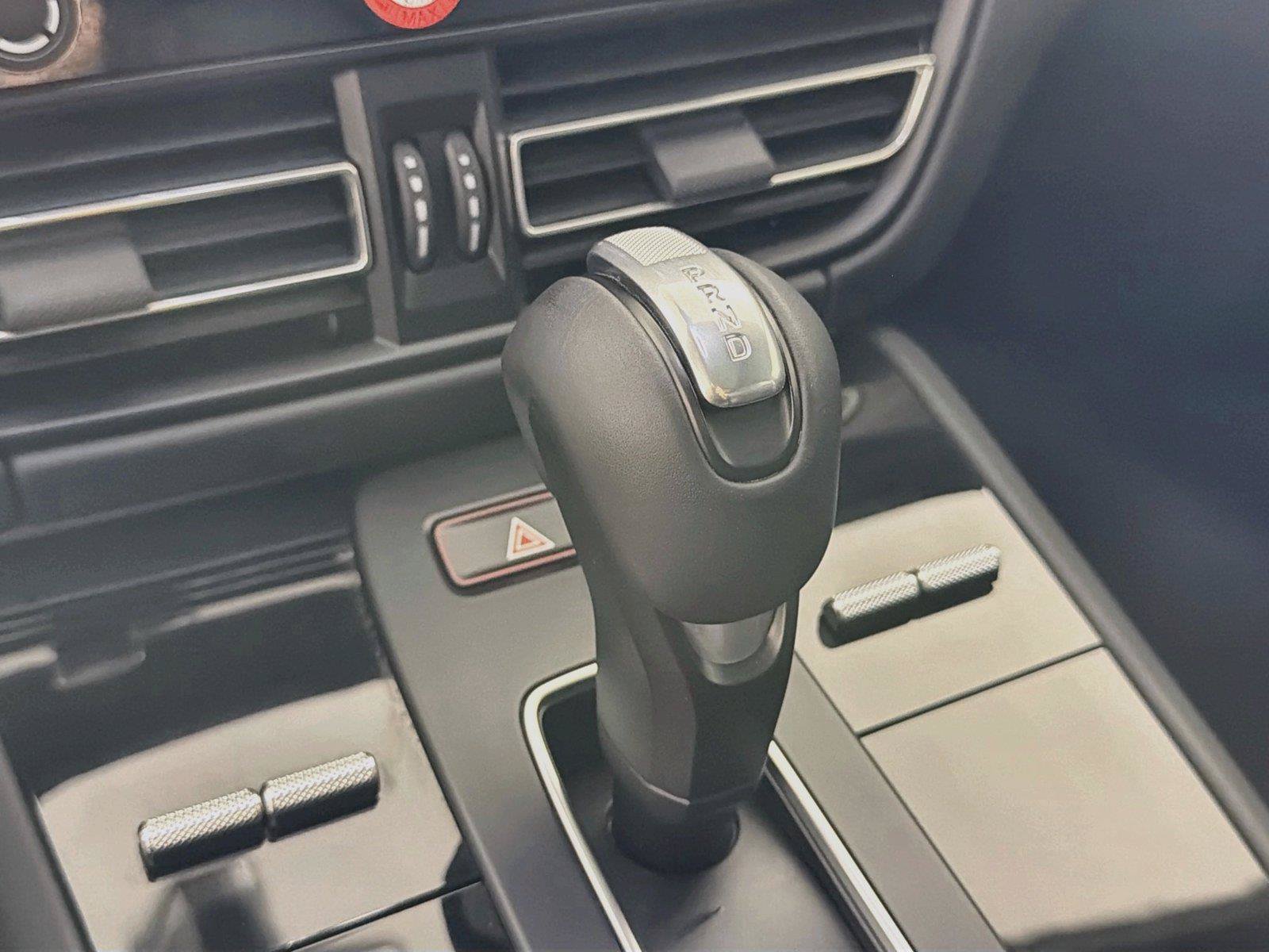 Certified 2025 Porsche Macan GTS AWD/4WD image 34