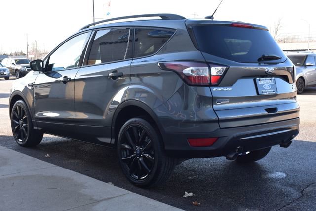 Used 2017 Ford Escape SE w/ SE Sport Appearance Package image 10
