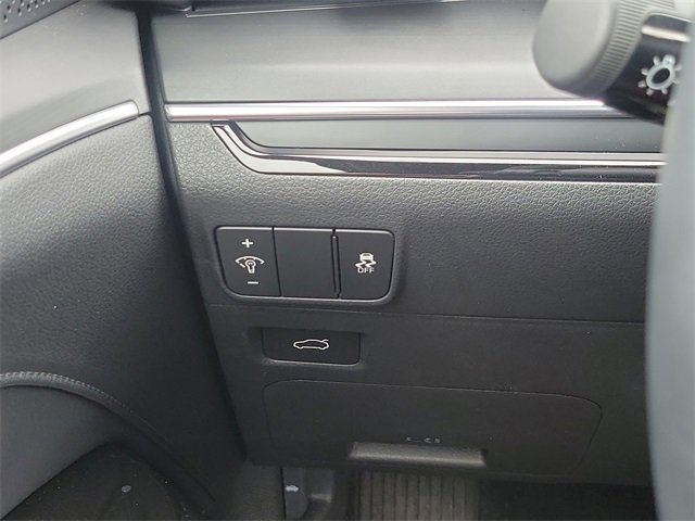 Certified 2025 Kia K5 GT-Line w/ GT-Line Premium Package image 12