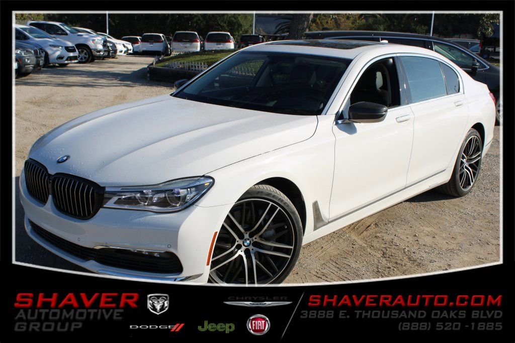 Used 2018 BMW 750i image 1