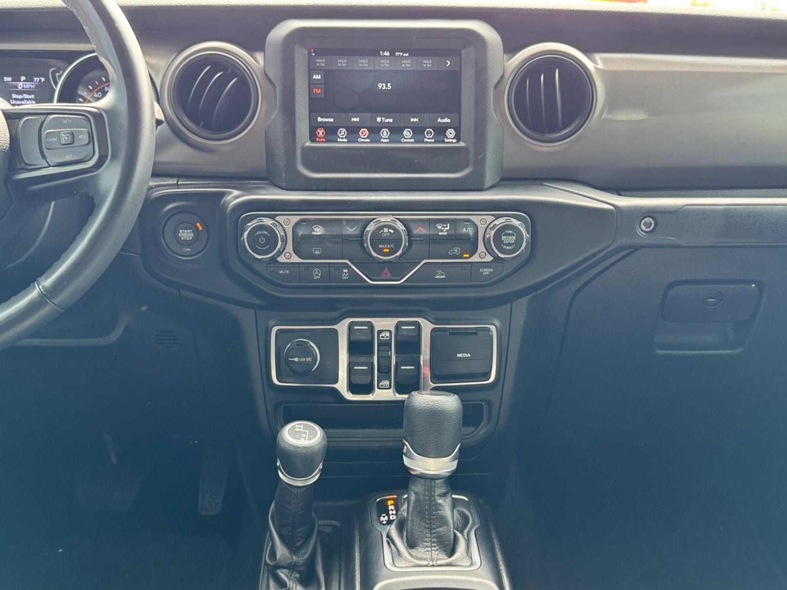 Used 2022 Jeep Gladiator Overland AWD/4WD image 20