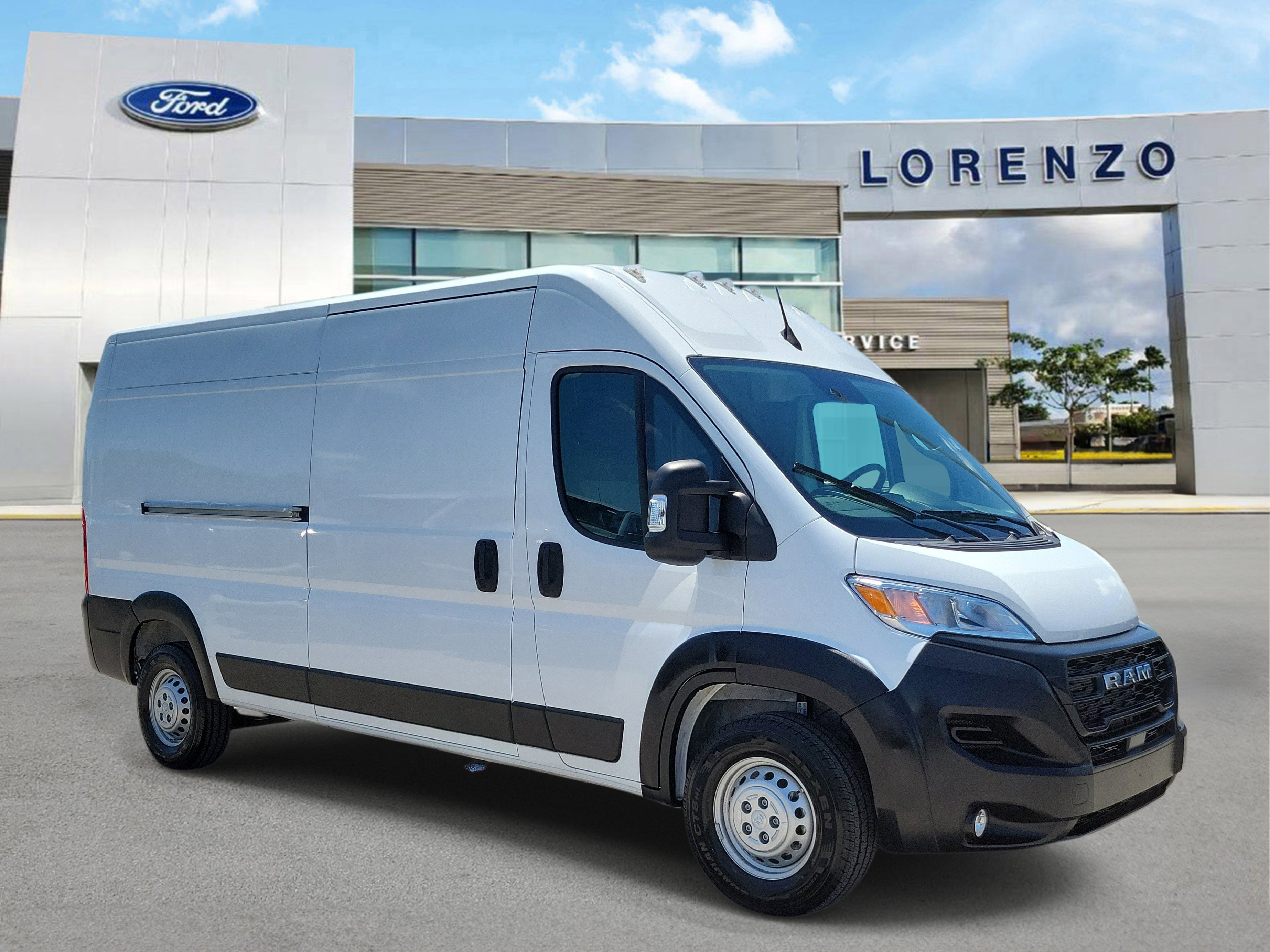 Used 2026 RAM ProMaster 2500 w/ Convenience Group FWD image 3