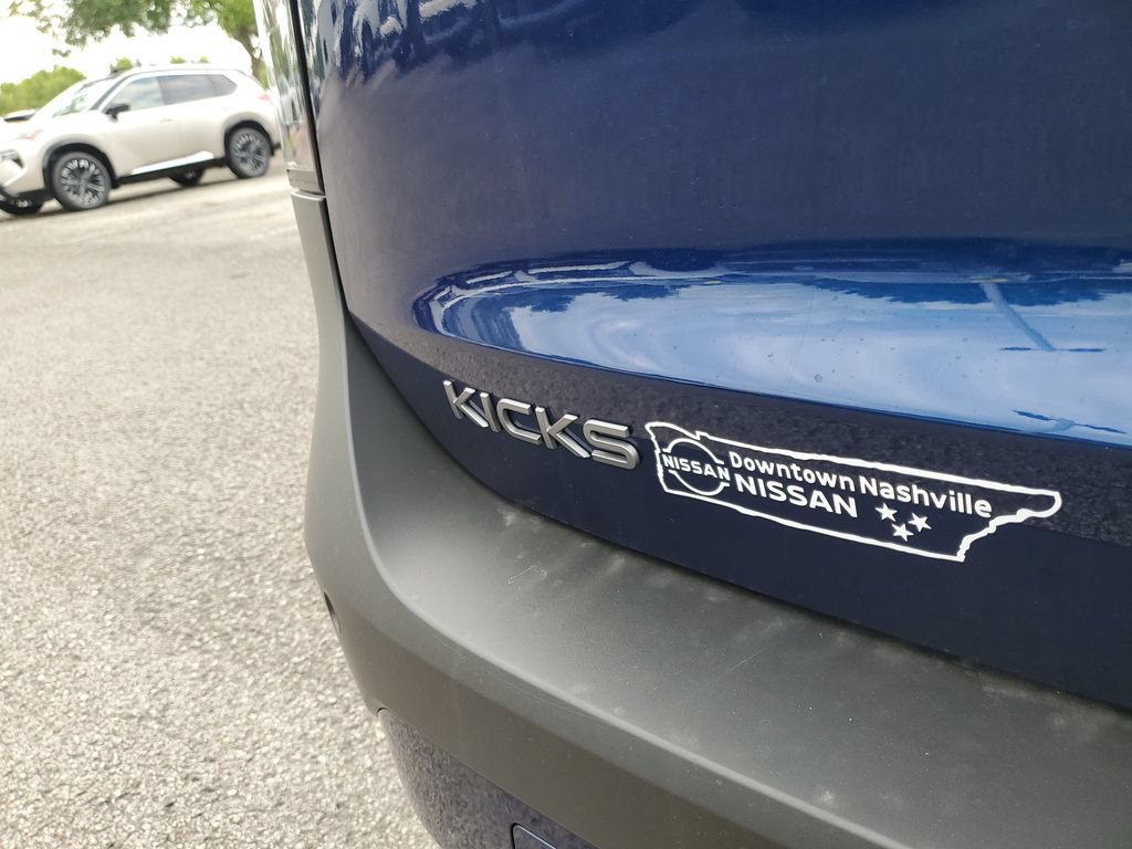 New 2026 Nissan Kicks SV w/ SV Premium Package FWD image 7
