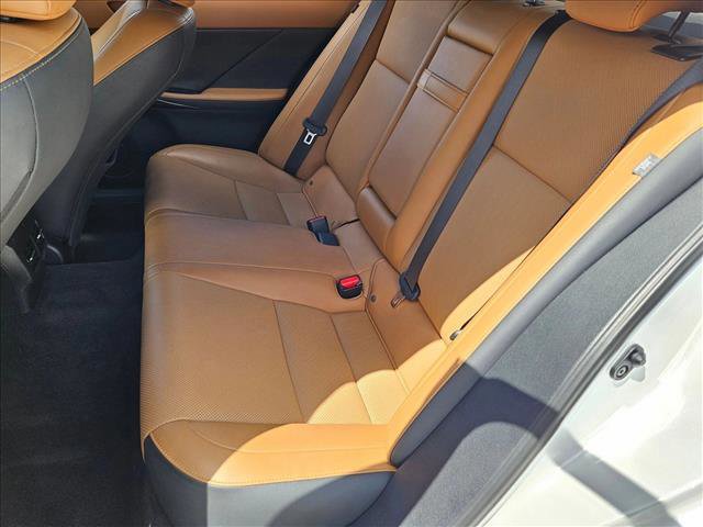 Used 2022 Lexus IS 300 AWD w/ Premium Package image 17