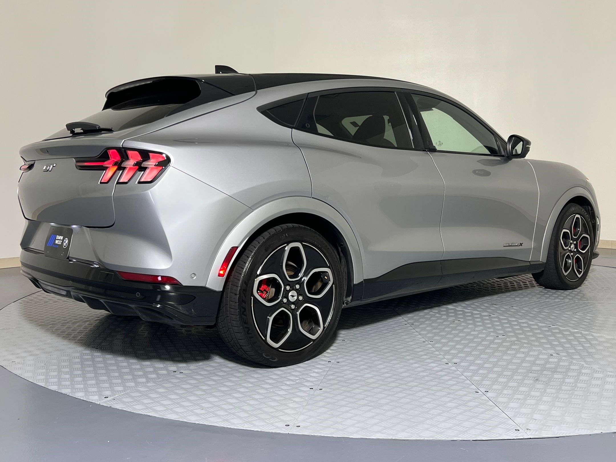 Used 2021 Ford Mustang Mach-E GT image 9