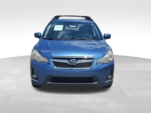 Used 2017 Subaru Crosstrek 2.0i Premium AWD/4WD image 2