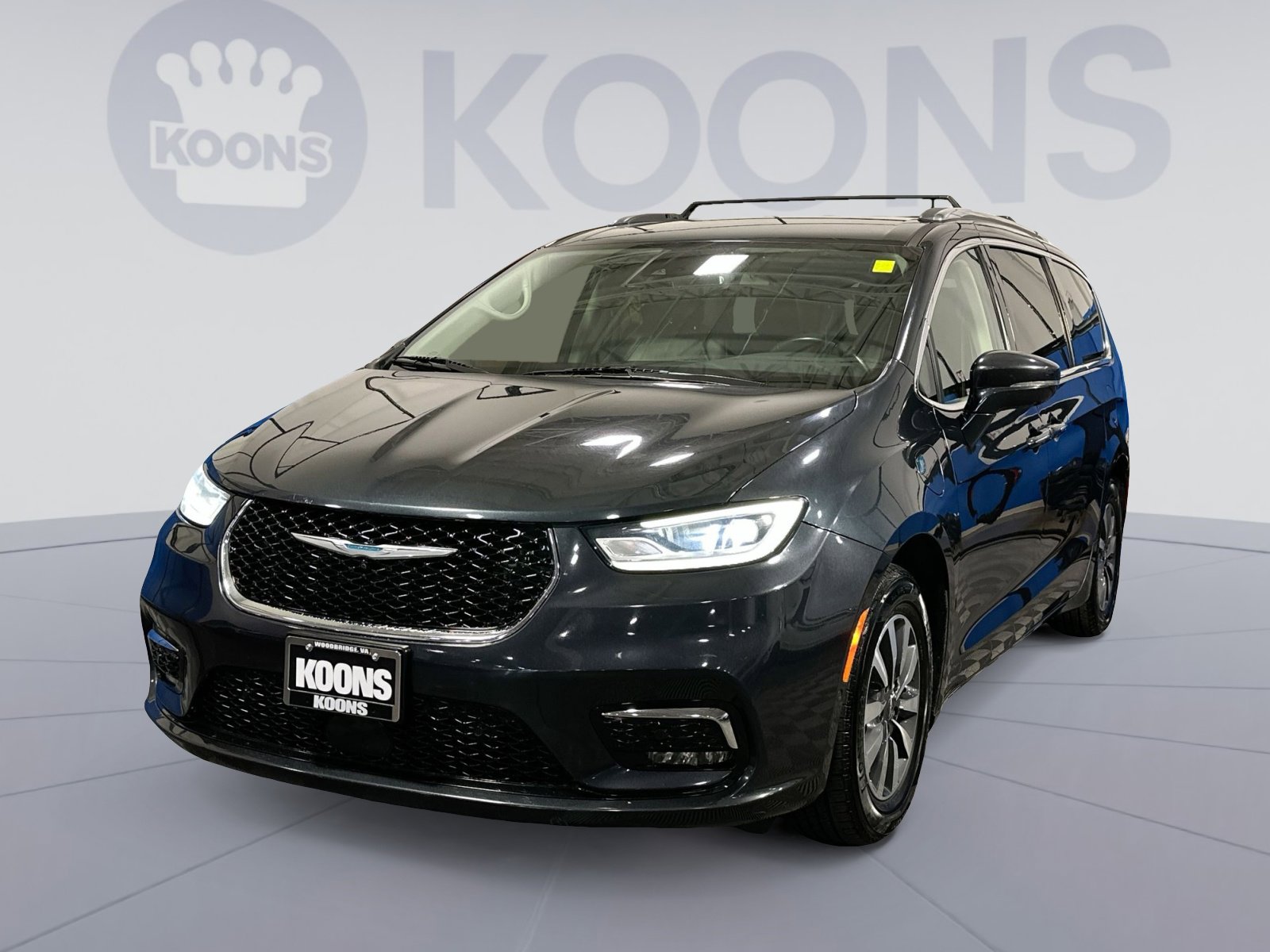 Used 2021 Chrysler Pacifica Touring-L