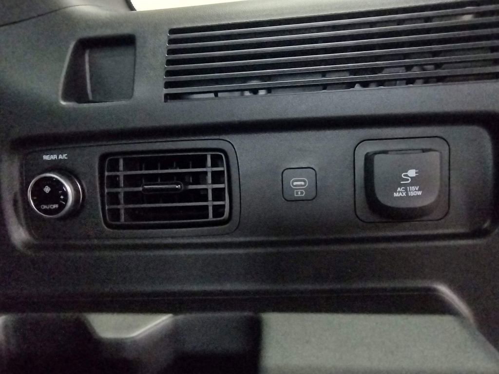 New 2026 Hyundai Santa Fe Calligraphy AWD/4WD image 17
