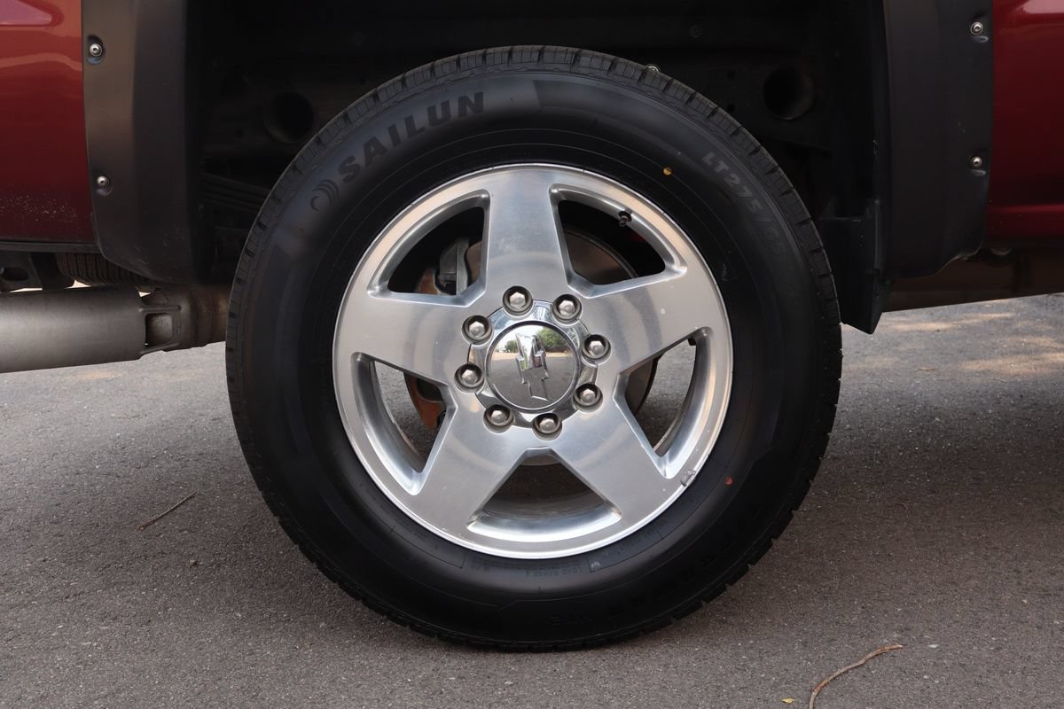 Used 2015 Chevrolet Silverado 2500 LTZ w/ Duramax Plus Package AWD/4WD image 42
