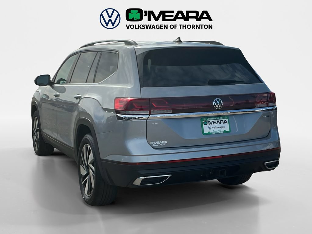 Used 2025 Volkswagen Atlas SE AWD/4WD image 3