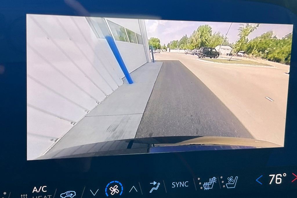 New 2025 Chevrolet Blazer EV RS image 17