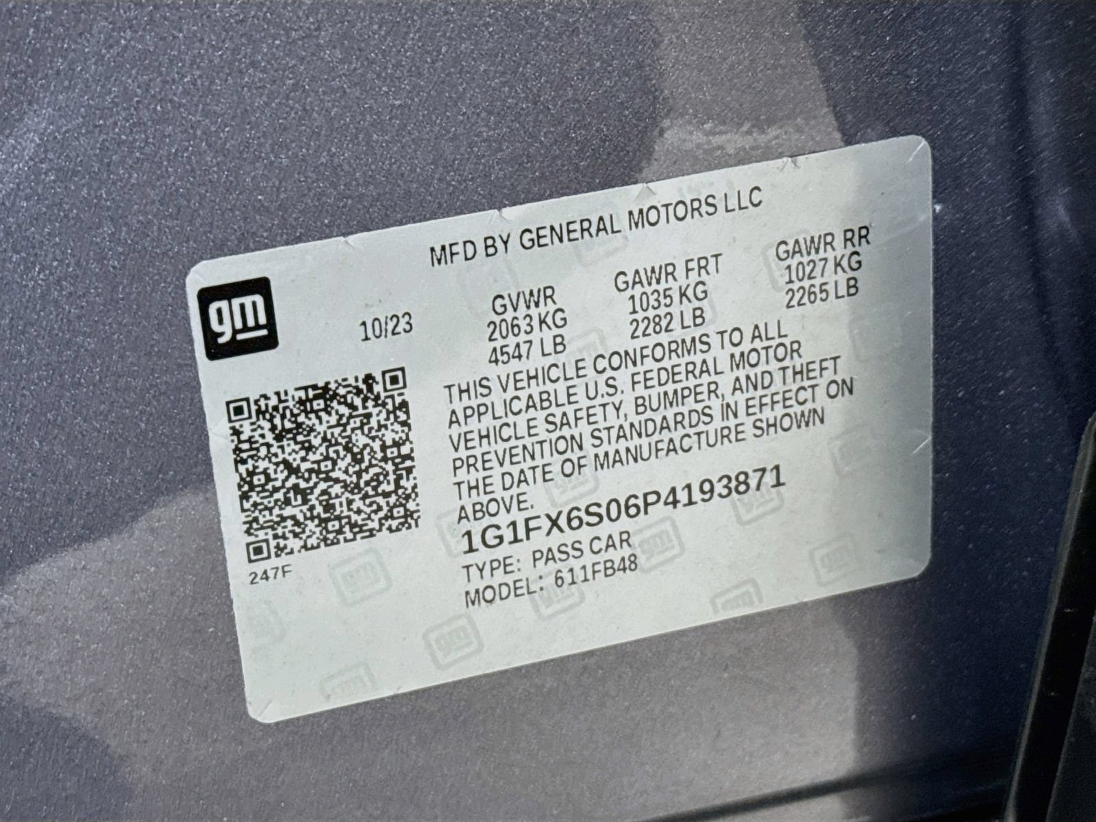 Used 2023 Chevrolet Bolt LT w/ Infotainment Package FWD image 35