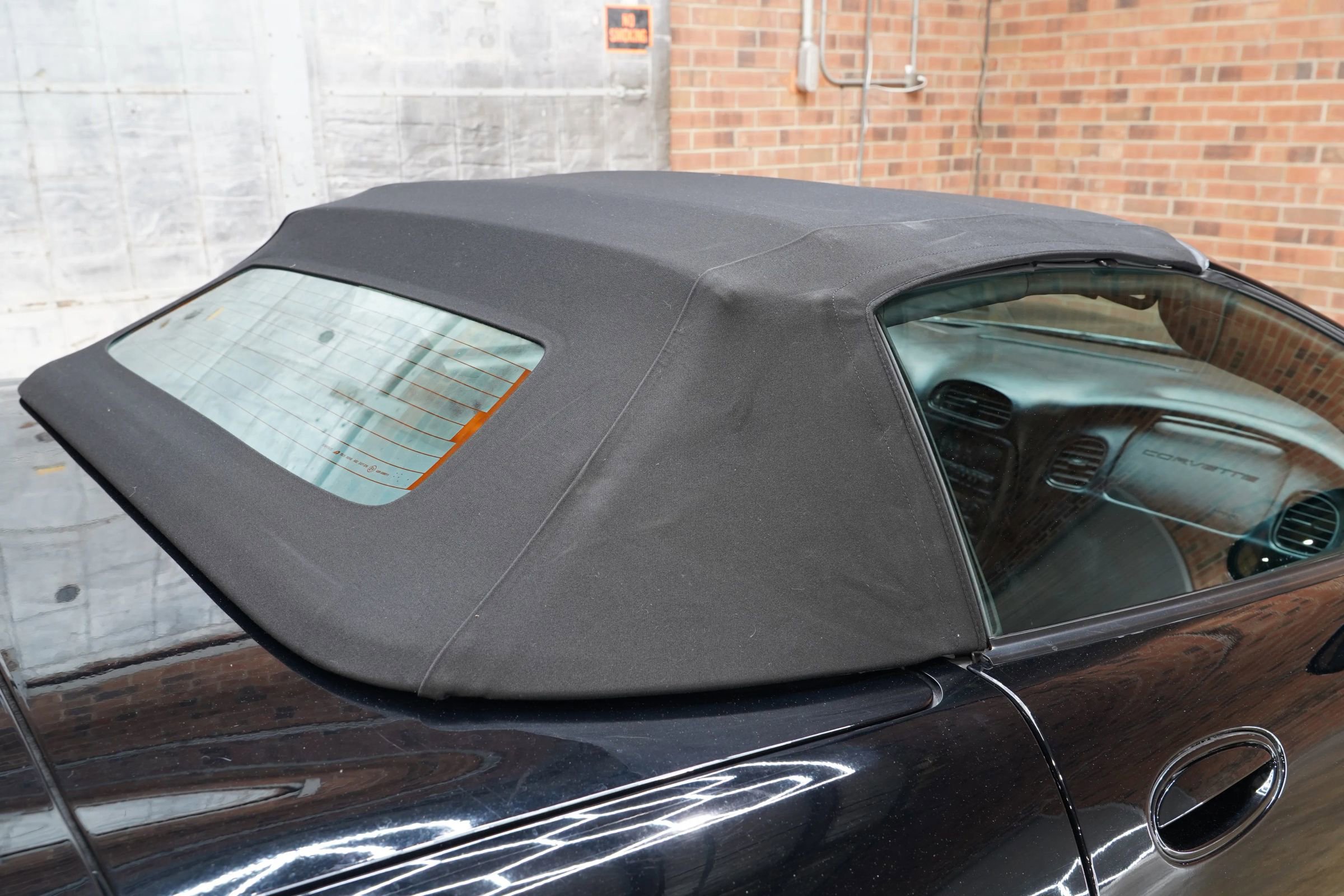 Used 2004 Chevrolet Corvette Convertible w/ Preferred Equipment Group image 48