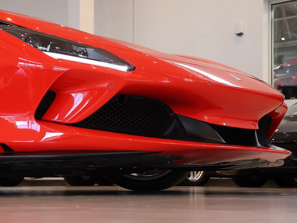 Certified 2023 Ferrari F8 Tributo RWD image 16