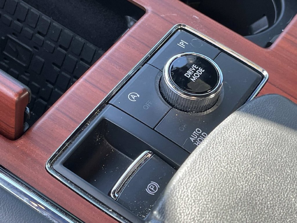 Used 2024 Lincoln Navigator Reserve AWD/4WD image 40