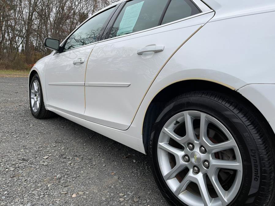 Used 2016 Chevrolet Malibu LT image 15