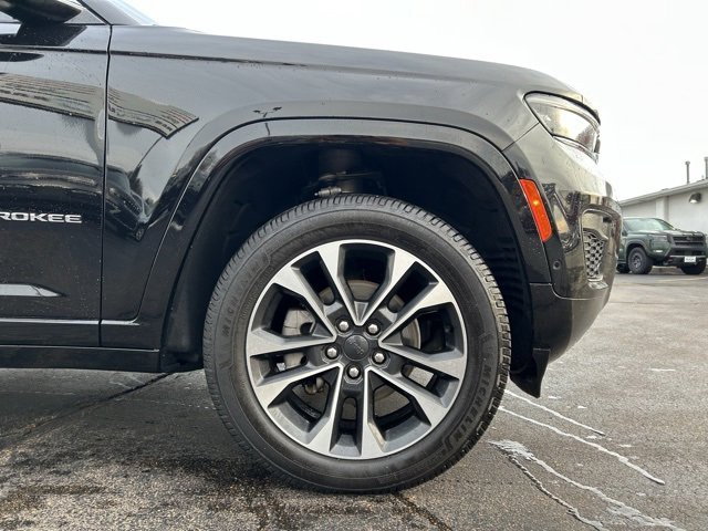 Used 2022 Jeep Grand Cherokee Overland w/ Adv Protech Group III image 15