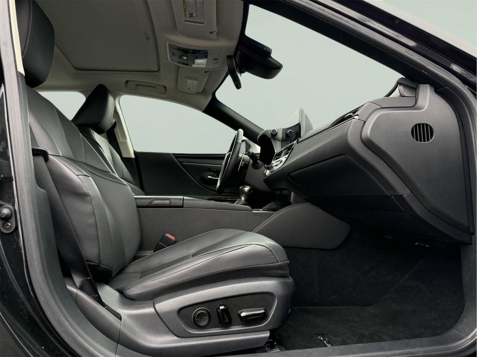 Used 2023 Lexus ES 350 w/ Premium Package image 24