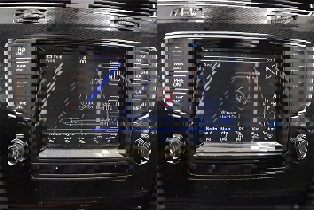 Used 2015 Volkswagen Golf 4-Door image 11