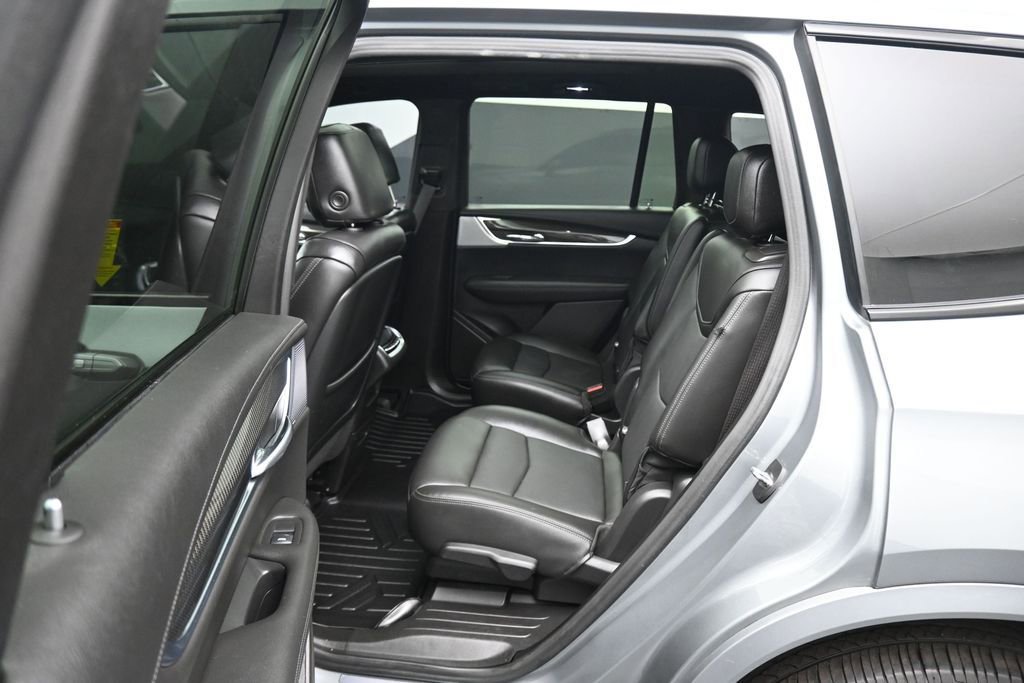 Used 2023 Cadillac XT6 Sport AWD/4WD image 34