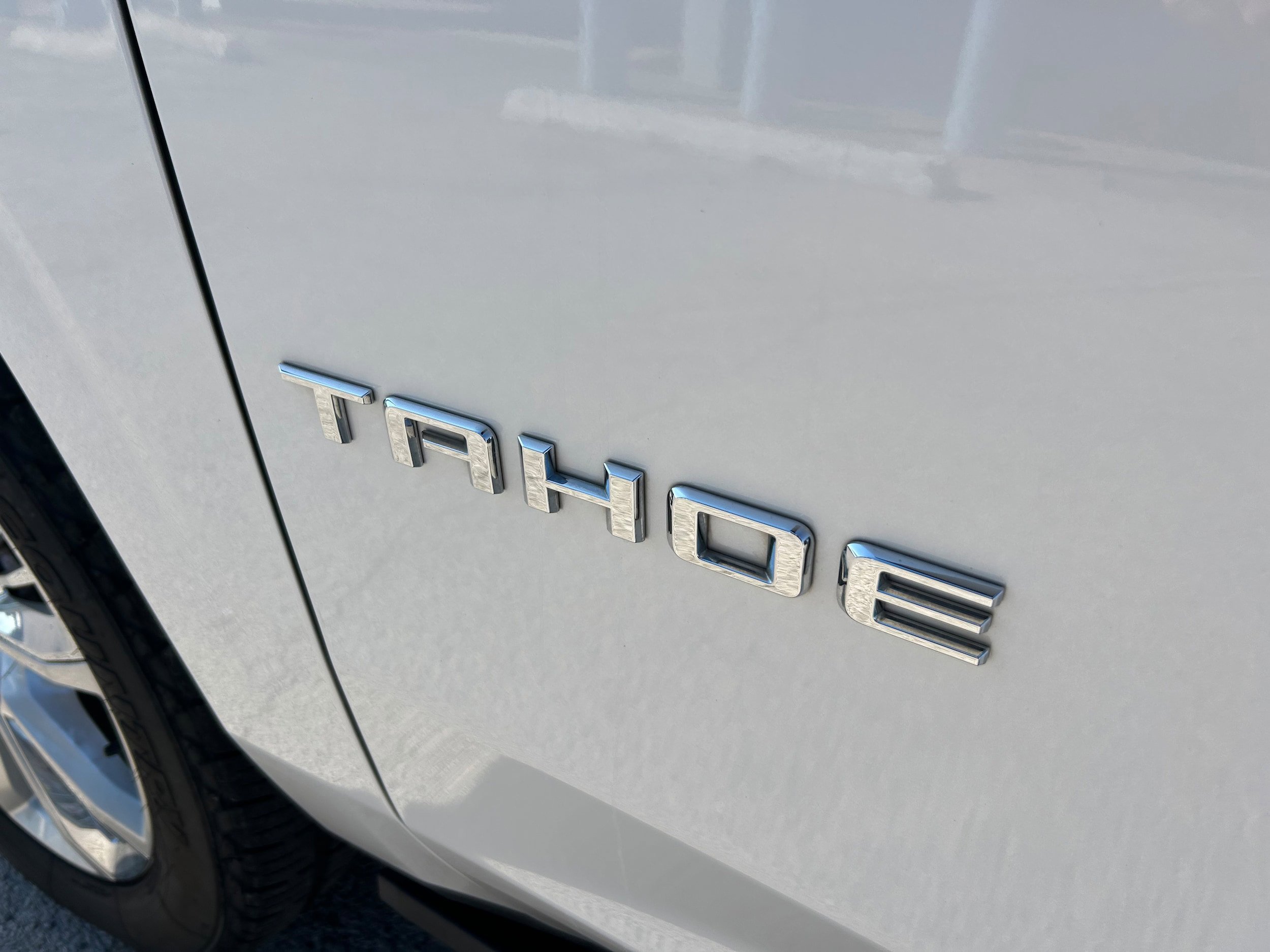 Used 2021 Chevrolet Tahoe High Country w/ Premium Package image 5