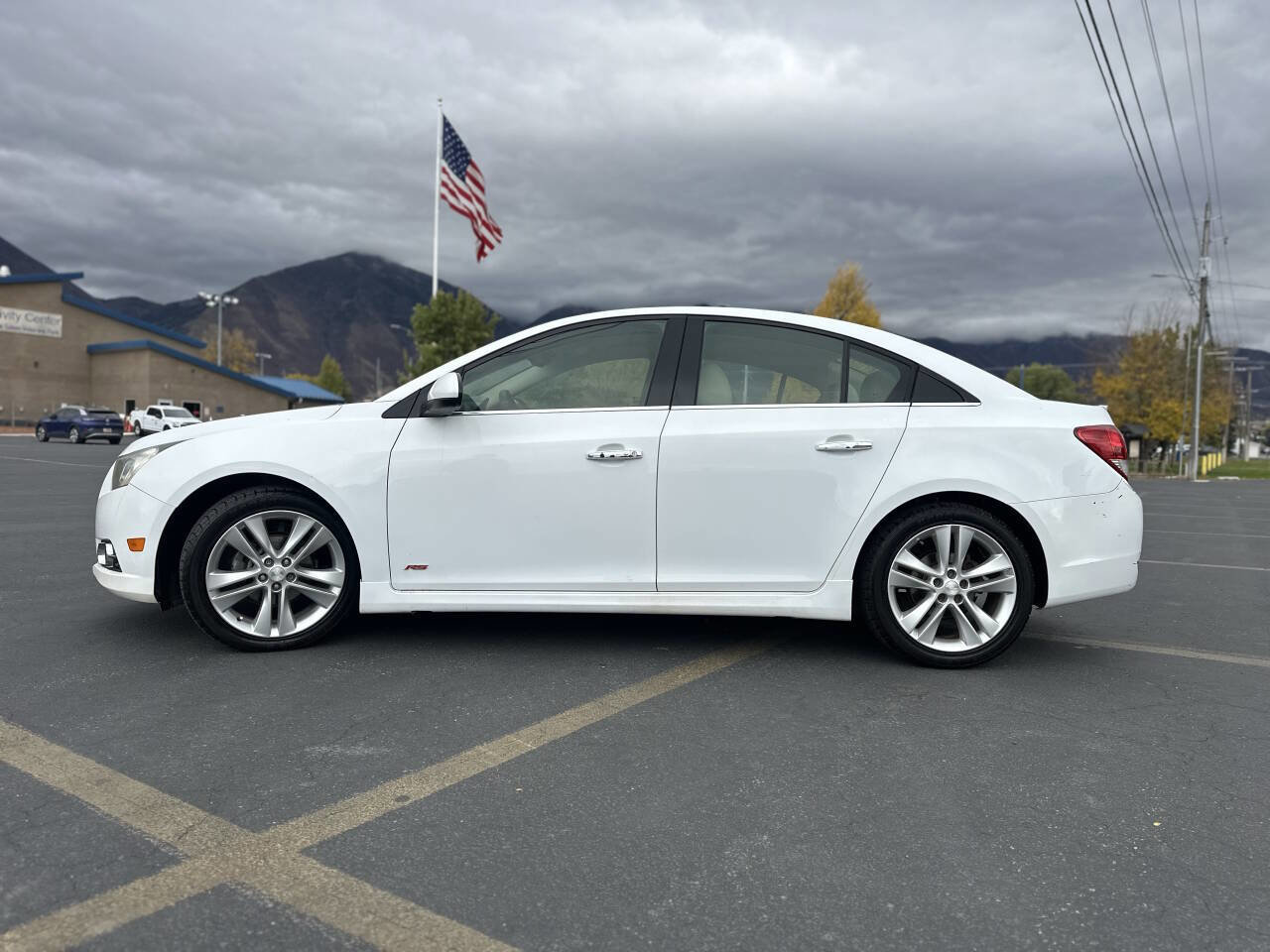 Used 2013 Chevrolet Cruze LTZ w/ RS Package image 8