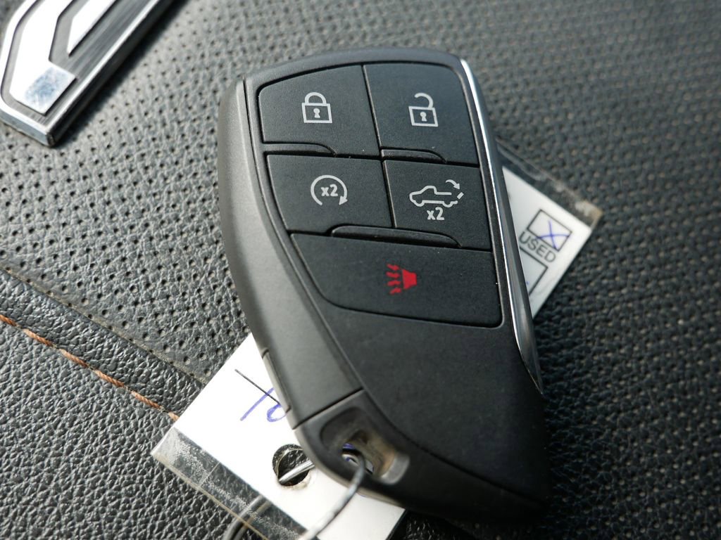 Used 2025 GMC Sierra 2500 AT4 AWD/4WD image 35