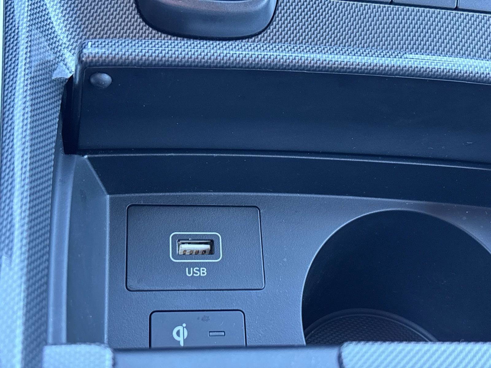 Certified 2023 Hyundai Santa Fe Limited w/ Cargo Package image 28