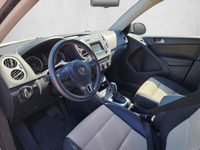 Used 2016 Volkswagen Tiguan S FWD image 10