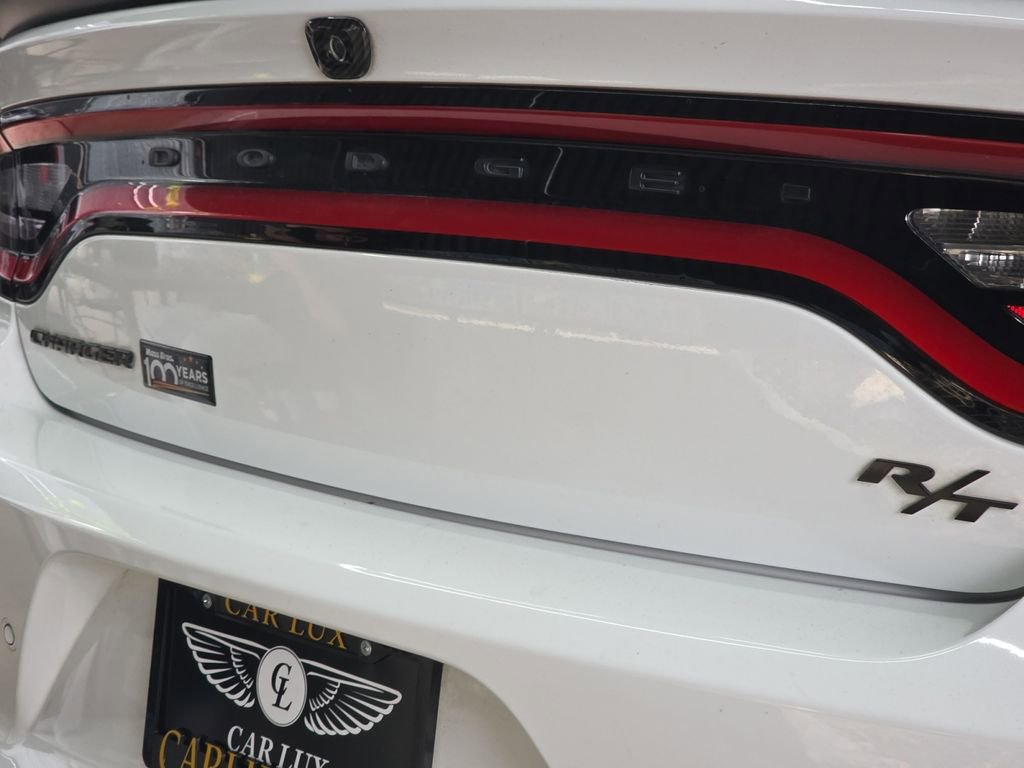 Used 2020 Dodge Charger R/T w/ Plus Group RWD image 33