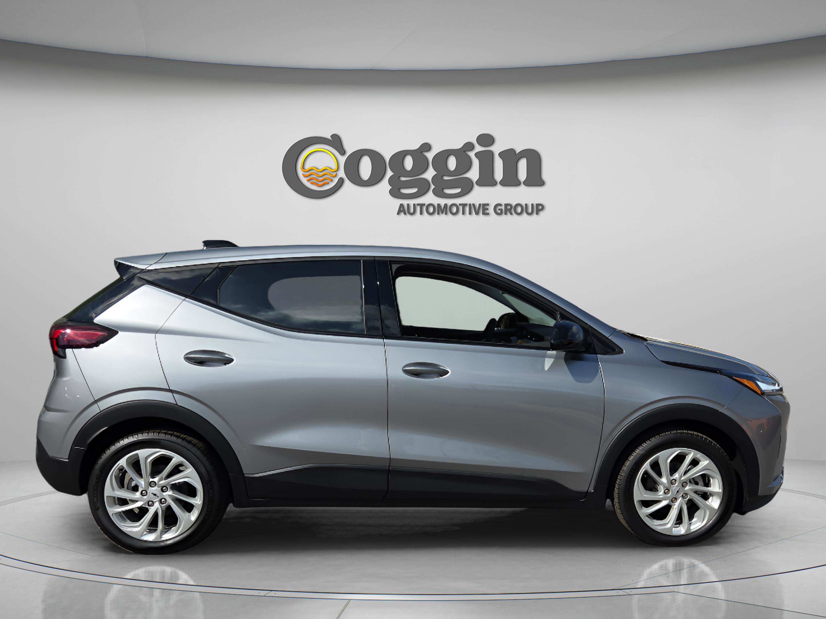 New 2027 Chevrolet Bolt LT w/ Comfort Package image 6