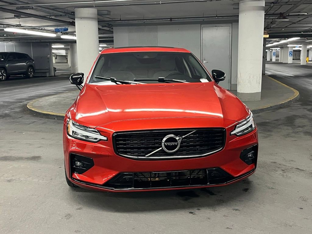 Used 2022 Volvo S60 B5 Momentum w/ Premium Package image 29