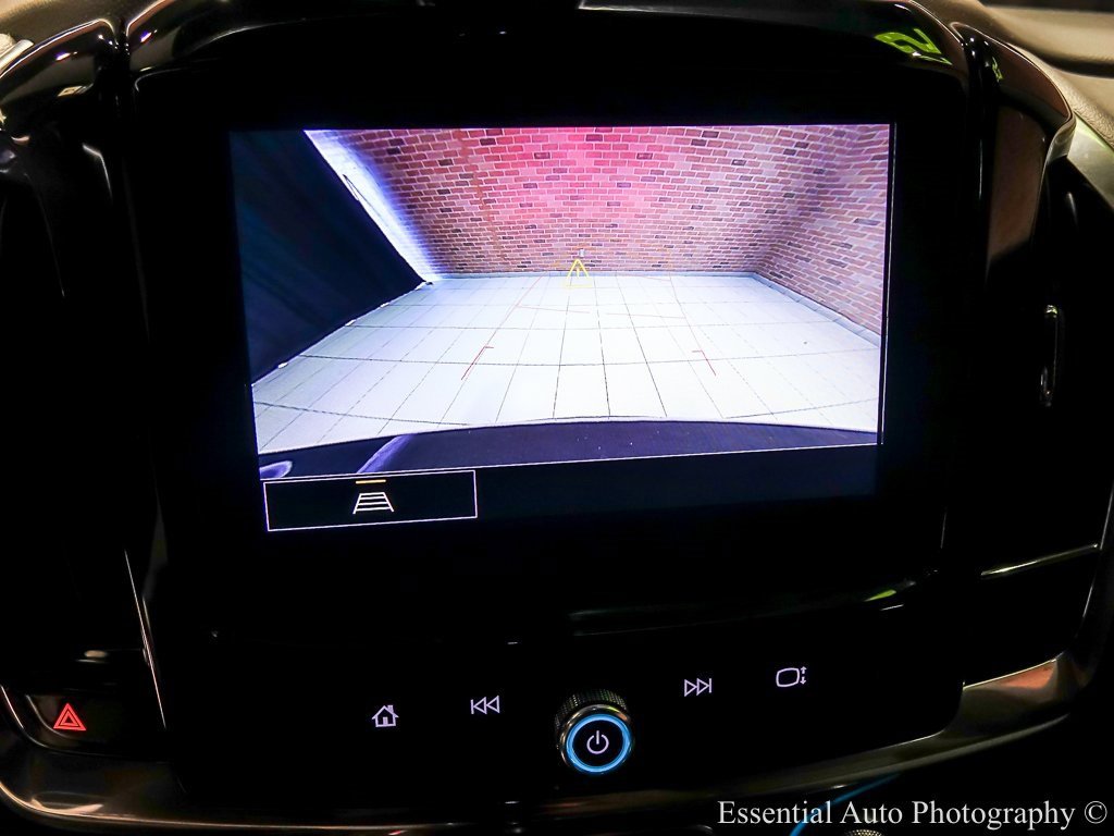 Used 2022 Chevrolet Traverse LT image 24