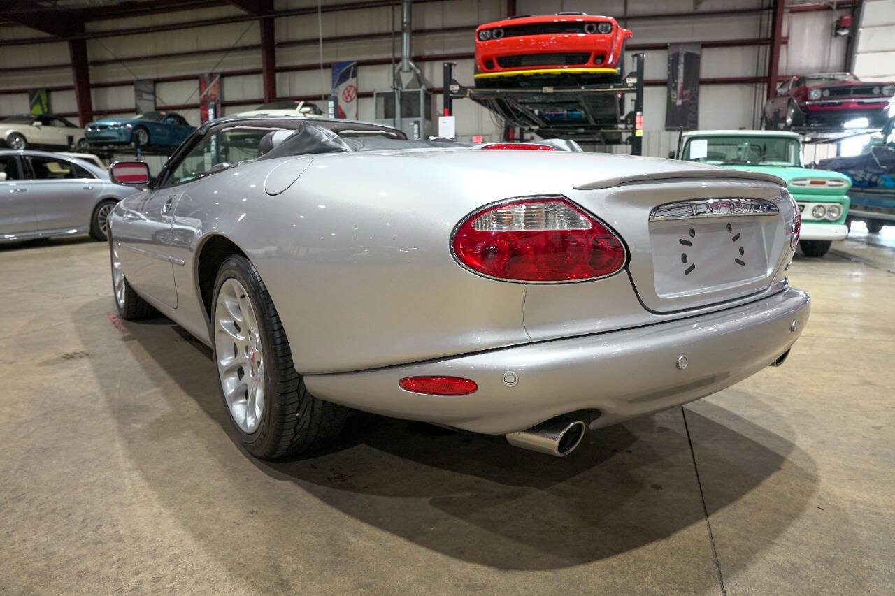 Used 2001 Jaguar XK8 Convertible RWD image 6
