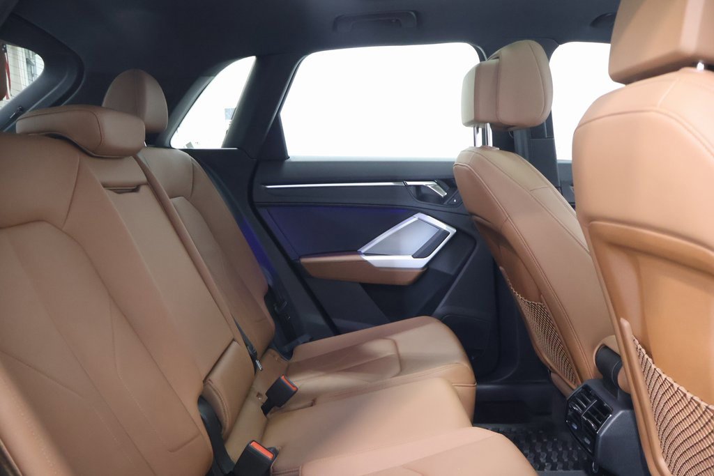 Used 2024 Audi Q3 2.0T Premium Plus w/ Premium Plus Package image 24