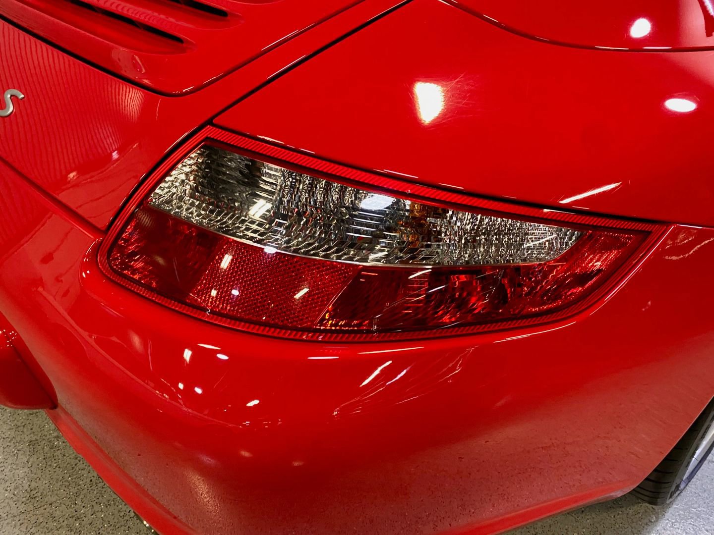 Used 2006 Porsche 911 Carrera S RWD image 32