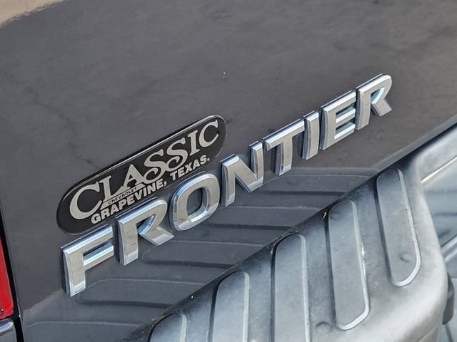 Used 2015 Nissan Frontier SL RWD image 8
