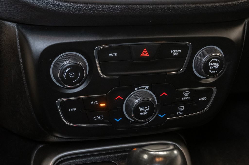 Used 2021 Jeep Compass 80th Special Edition image 20