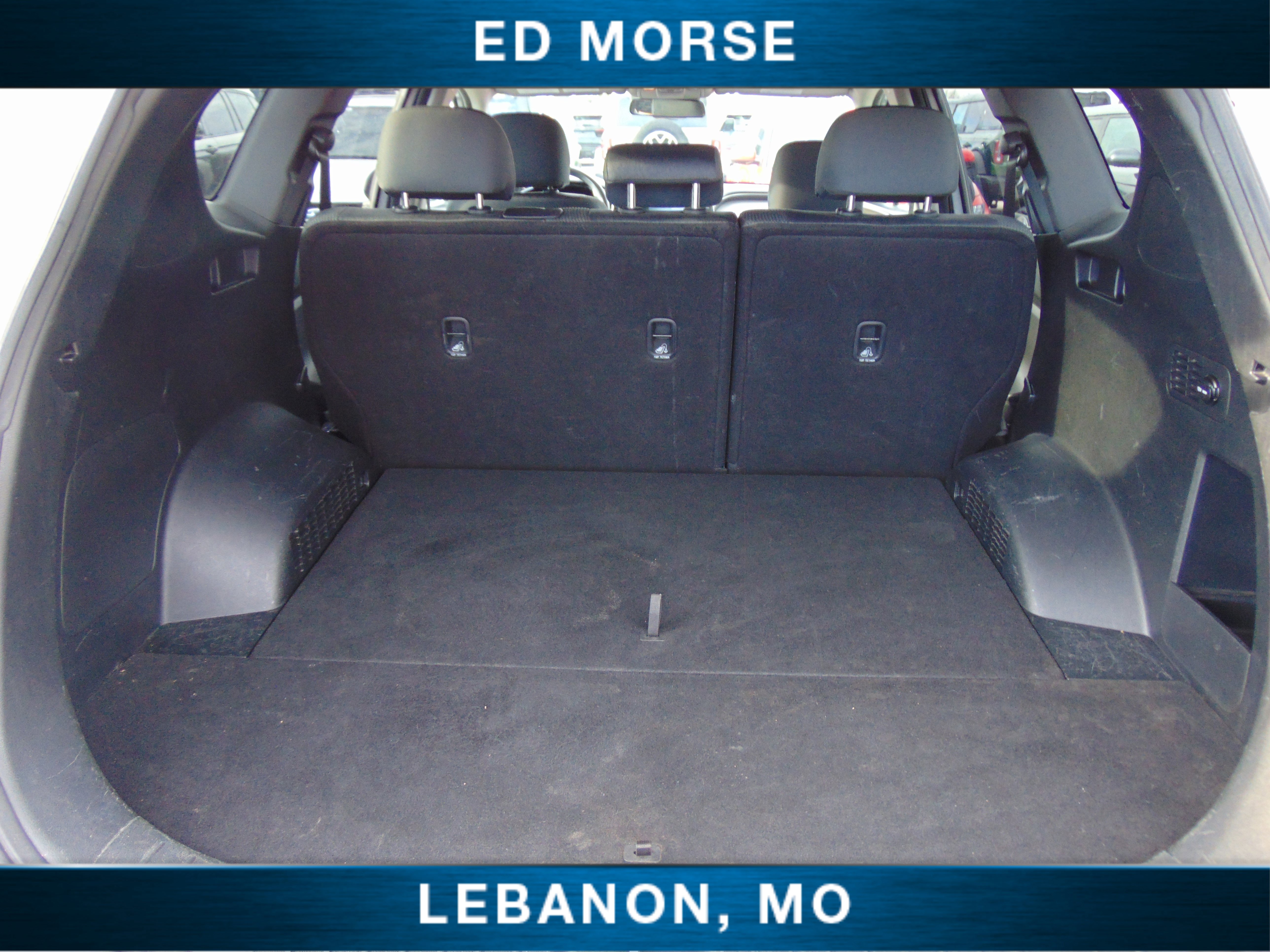 Used 2019 Hyundai Santa Fe SE image 13