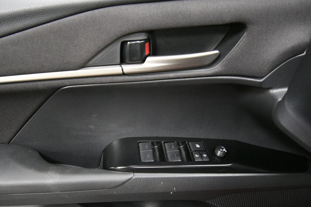 Used 2026 Toyota Camry LE FWD image 12